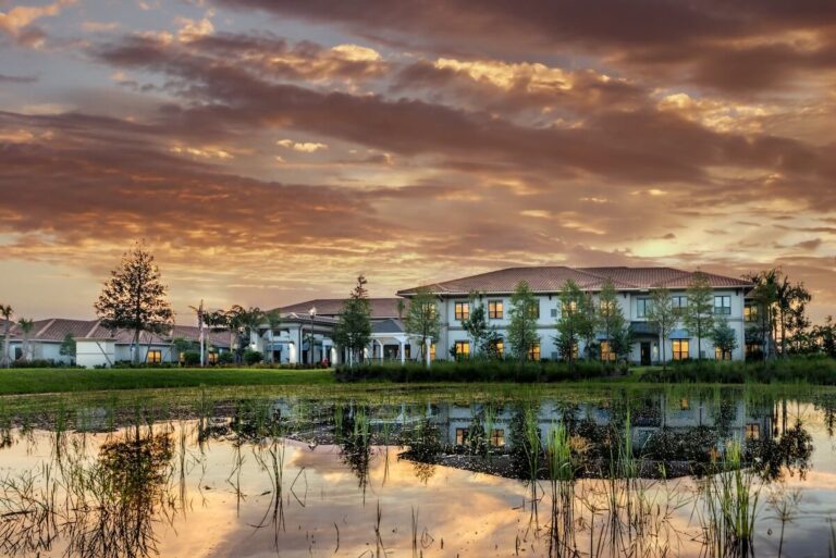 Hunt Midwest Senior Housing Development - Capstone at Royal Palm