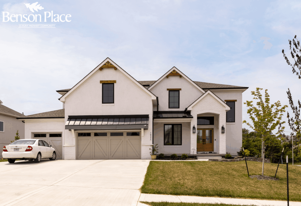 Hunt Midwest Master Planned Communities - Reserve at Riverstone
