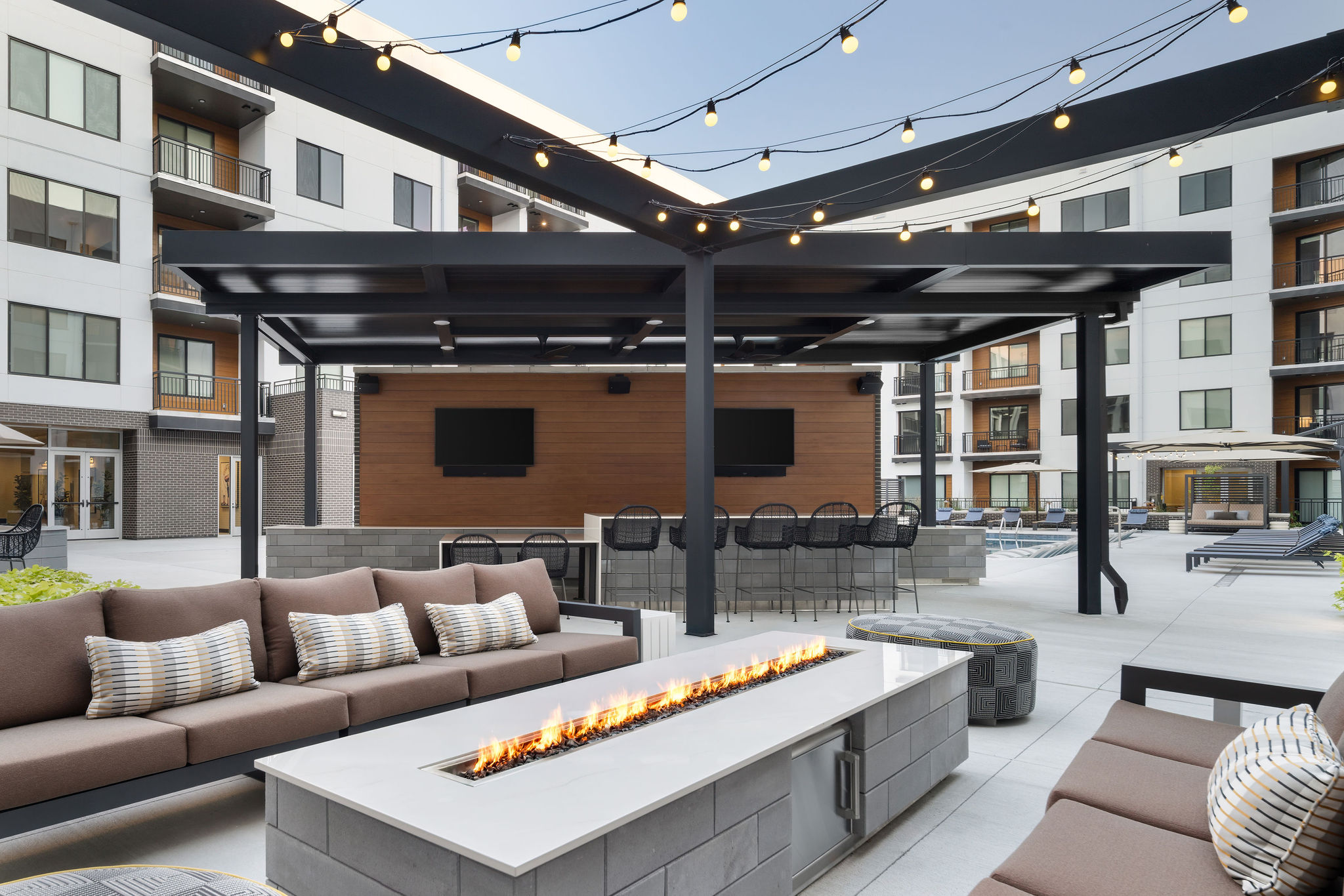 Hunt Midwest Multifamily Communities - The Hudson