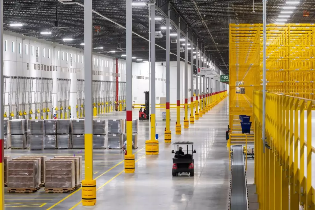 1.5M SF Ace Hardware distribution center and KCI 29 Logistics Park