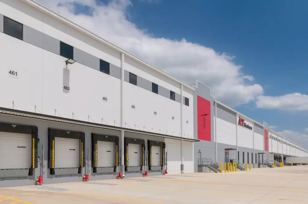 1.5M SF Ace Hardware distribution center and KCI 29 Logistics Park