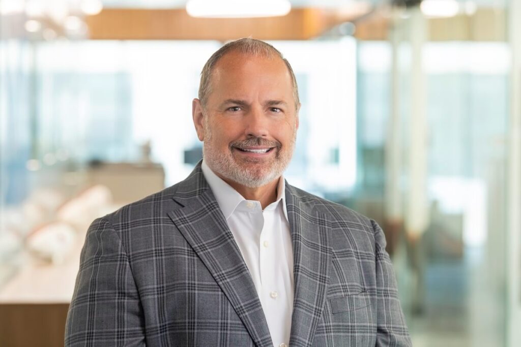 Senior Vice President and Chief Financial Officer Vince Johnston oversees all Hunt Midwest finance, accounting, human resources, and information technology functions.
